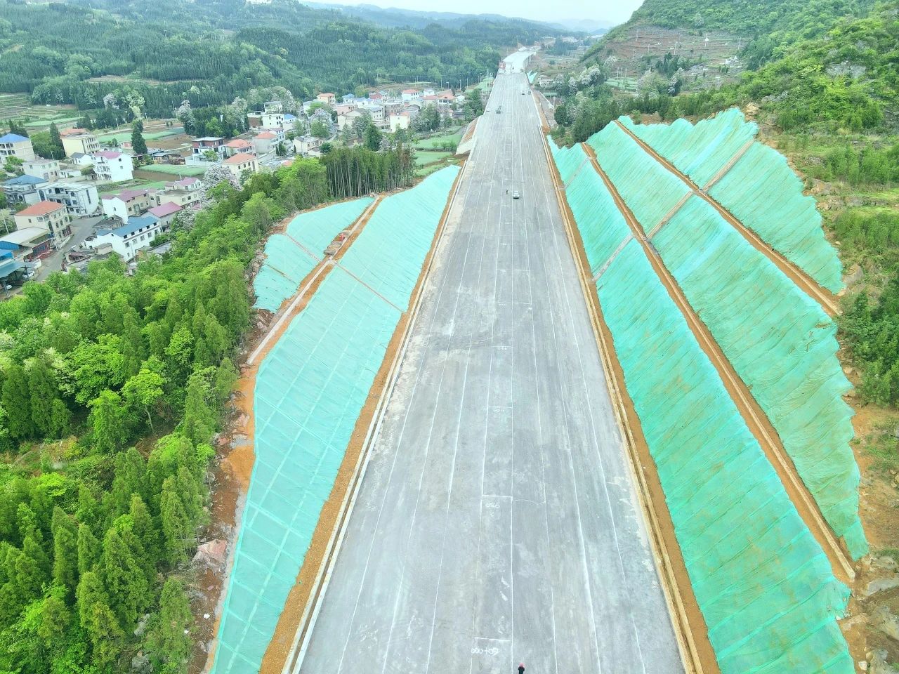 路基交验段.jpg
